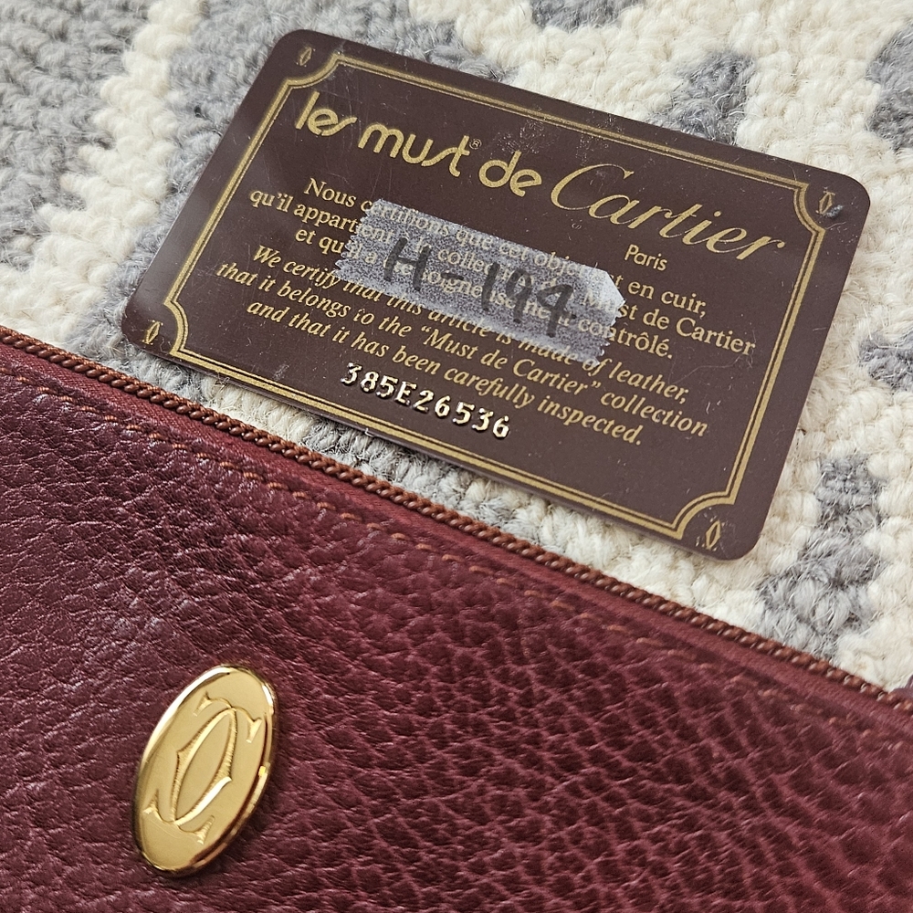 EUC Vintage Must de Cartier Bordeaux Leather Coin Purse Wristlet w/ Chain & Card - Picture 13 of 14